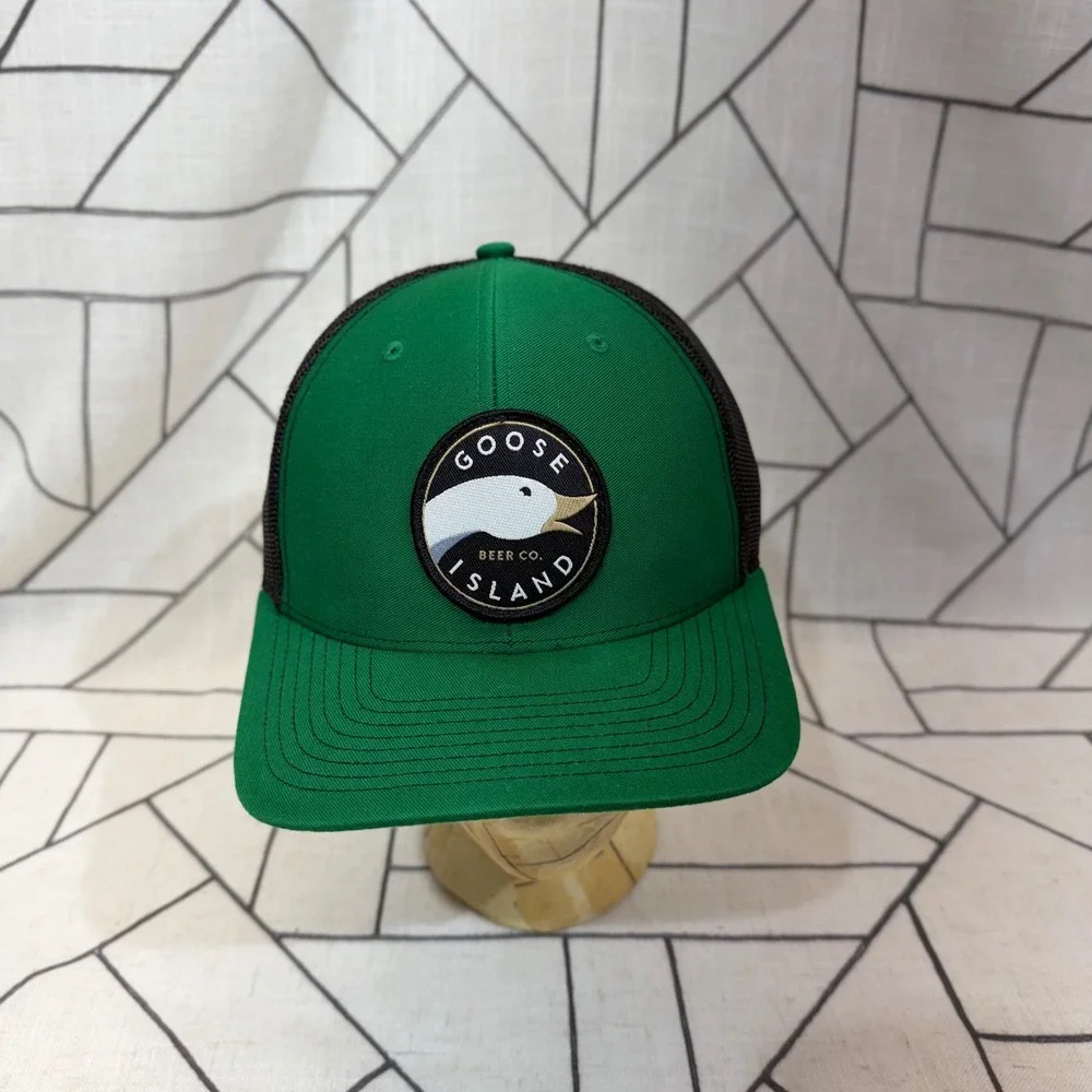 Richardson Goose Island Beer Co Trucker Hat OSFM Green Black Mesh Snapback 112